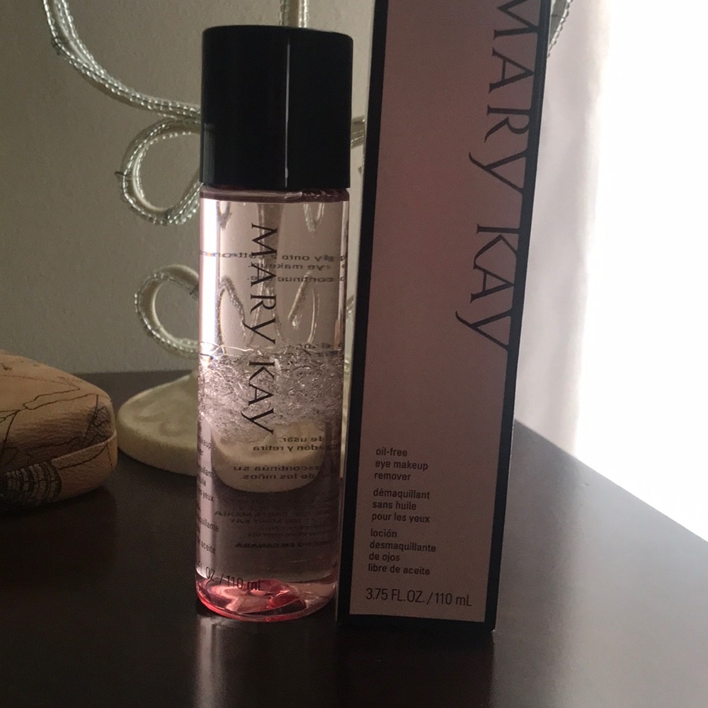Oil free eye makeup remover